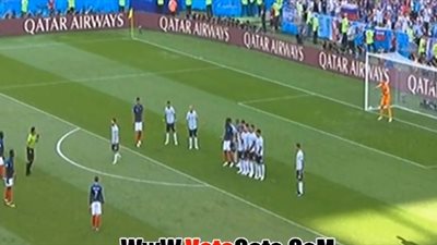 «العارضة» تحرم جريزمان من هدف أمام شباك الأرجنتين (فيديو)