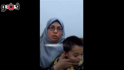 بالفيديو.. طبيب مصري يكتشف علاجا للأمراض المستعصية بالأكسجين.. أثبت نجاحا باهرا على الحيوانات.. تمكن من وقف انتشار الأورام.. ساعد طفلة في التخلص من التشنجات.. وطفل ينطق بعد علاج 3 شهور