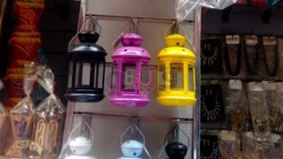 نشرة الاقتصاد وأبرزها.. أسعار فوانيس رمضان في حارة اليهود (صور)