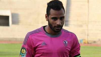 جنش يعود للقاهرة بعد إجراء عملية وتر أكيلس