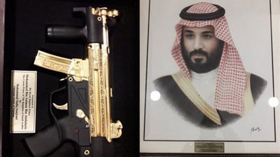 هدية ثمينة من رئيس «الشيوخ الباكستاني» لولي العهد السعودي (صور)