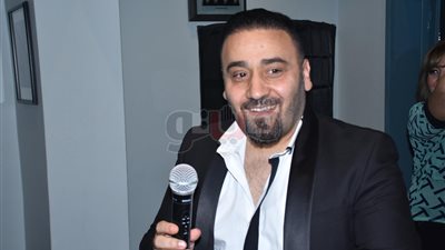 مجد القاسم يحيي حفلا بمصر الجديدة ويقدم موهبتين جديدتين (صور)