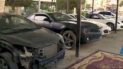 النيابة تأمر بتحديد هوية المتهمين بالاستيلاء على سيارة صيدلي بالجيزة