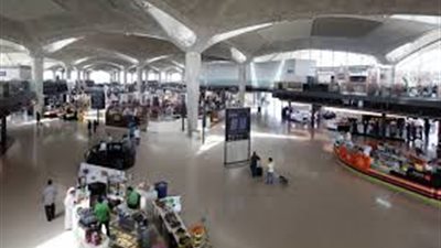 ضبط 21 هاربا من تنفيذ أحكام تحرير 214 مخالفة مرورية بالمطار