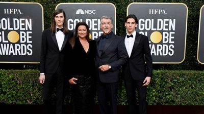 بيرس بروسنان وتيموثي شالاميت يصلان حفل جولدن جلوب (صور)