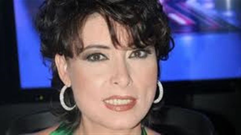  الفنانه انوشكا