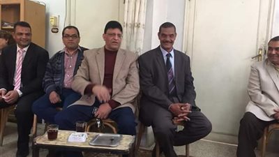 مدير «قوى عاملة قنا» يوجه برفع مستوى الخدمات المقدمة للمواطنين (صور)