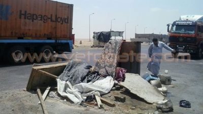 بالصور.. رفع الإشغالات وإزالة التعديات في حملة بمرافق الجيزة