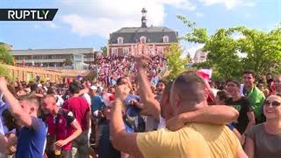 احتفالات عارمة في باريس بعد فوز فرنسا على الأرجنتين (فيديو)