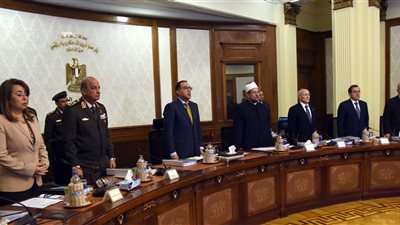 دقيقة حدادا على شهداء الدرب الأحمر في بداية اجتماع الحكومة الأسبوعي