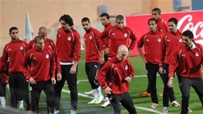 قنصل مصر بغانا يجري اتصالات لتسهيل وصول بعثة المنتخب