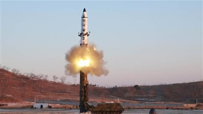 بريطانيا تستدعي سفير كوريا الشمالية للاحتجاج على إطلاق صاروخ