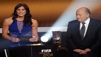 بالصور.. حارسة مرمى أمريكا السابقة تتهم بلاتر بالاعتداء عليها جنسيا