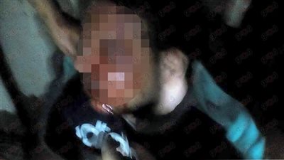 أهالي قرية «العندليب» يلقنون لصا علقة ساخنة لمحاولته سرقة توك توك