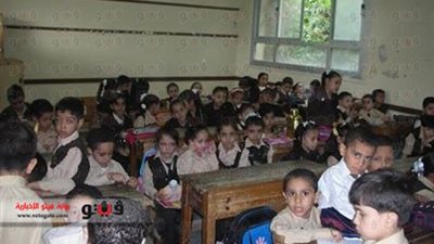 انتظام الدراسة وسط إجراءات أمنية مشددة بمدارس الدقهلية