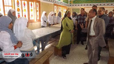 بالفيديو والصور.. محافظ الفيوم يتفقد المدارس في اليوم الأول