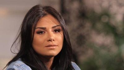 «السرعة 49 وراء مصرع شقيقة أنغام».. توفيت قبل وصولها للمستشفى.. الأمن يضبط الطبيب المتسبب في الحادث.. النيابة تصرح بدفن الجثة.. المتهم للنيابة: «خبطت فيا وحاولت أنقذها»