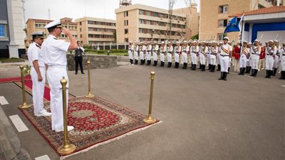 بالصور.. زيارة رئيس العمليات البحرية الأمريكية لمصر
