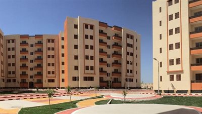 طرح وحدات سكنية وإدارية ومحال للبيع بالمزاد العلني في عدة مدن