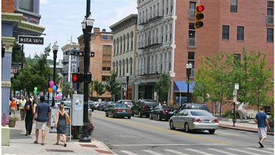 وفاة عمدة مدينة أمريكية بعد استقالته بيوم