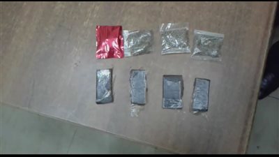 إحباط تهريب حشيش بحوزة راكبة داخل أحذية بمطار القاهرة