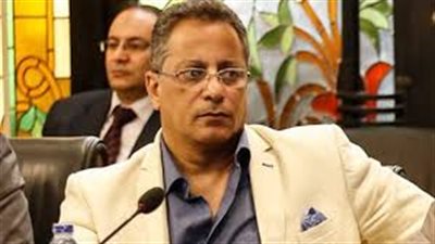 برلماني يطالب بحل نهائي لأزمة العلاج على نفقة الدولة