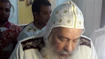 30 صورة ترصد ترأس الأنبا شاروبيم للقداس الإلهي بأول زيارة رعوية