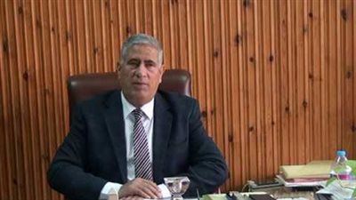 عميد تربية عين شمس يتقدم بالشكر للعاملين بالكلية