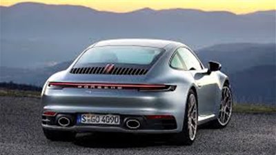 بورش تحتفظ بالتصميم الكلاسيكي ذات الأداء العالي