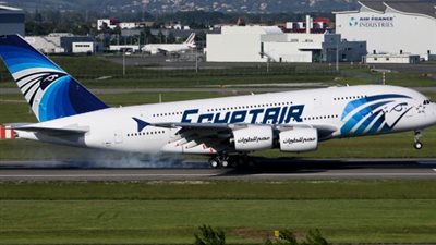 لجنة فنية لحصر تلفيات تصادم طائرتين بمطار القاهرة