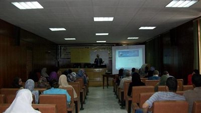 بدء ورشة عمل حول 