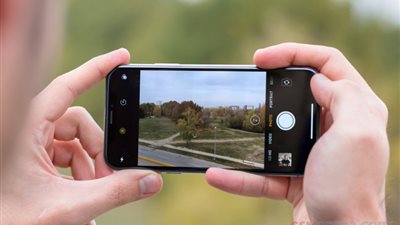 أبل تعترف: لا ينصح باقتناء آي فون X لمستخدمي الدول المتجمدة