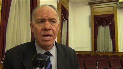 صيانة الملاهى الكهربائية بحدائق القاهرة استعدادا لشم النسيم