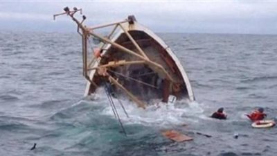 إنقاذ مركب صيد من الغرق في الغردقة