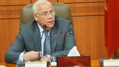 تخصيص 5 أراض لبناء مدارس جديدة ونقل «مقبرة السيارات» ببورسعيد