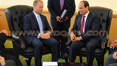 رئيس وزراء مالطا للسيسي: نكثف التشاور مع مصر لثقلها الإقليمي