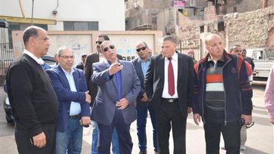 محافظ الإسماعيلية يتفقد تطوير ميدان مصطفى كامل (صور)