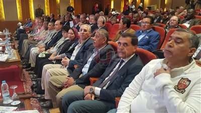 مميش: قناة السويس مفتوحة للجميع ونرفض تسييسها