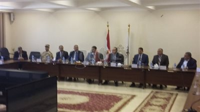 رئيس العاصمة الإدارية يطالب بإصدار قانون لانتخاب المحافظين