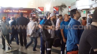 بالصور.. بعثة الزمالك تصل مطار القاهرة استعدادا للسفر لمواجهة الوداد