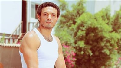 محمد علي يصور مطاردة خطرة مع عمرو عبدالجليل في مسلسل «طايع»