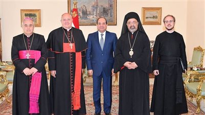 10 مواقف تؤكد حرص السيسي على تعزيز الوحدة الوطنية تزامنا مع عيد الميلاد