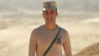 منيا القمح بالشرقية يتشح بالسواد انتظارًا لوصول جثمان شهيد سيناء