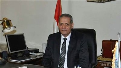 استبعاد خالد عبد الحكم من إدارة الامتحانات بسبب تسجيل ابنته في ثانوية السودان