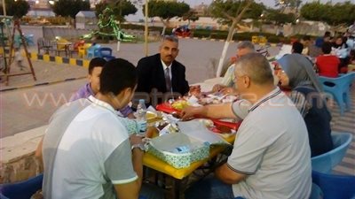 شباب في حب الله يقيمون أكبر إفطار للأيتام بالعاشر من رمضان