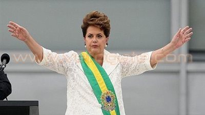 بالصور..«ديلما روسيف.. المرأة الحديدية».. أول سيدة تتولى رئاسة البرازيل.. ناضلت ضد الحكم الاستبدادي.. لُقبت بـ«قاهرة السرطان».. وأجرت عمليات التجميل لكسب دعم الناخبين في 2010