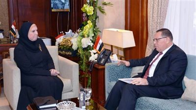 وزيرة التجارة والصناعة ومحافظ الشرقية يبحثان سُبل تطوير المناطق الصناعية