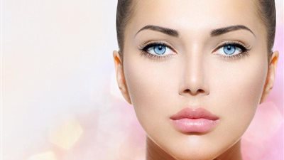 3 مكونات طبيعية لبشرة نضرة مشرقة طوال الصيف