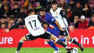 برشلونة يحقق فوزا صعبا على فالنسيا 2/1 (فيديو)