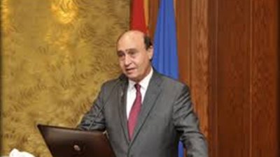 مُهاب مميش يستقبل وفد مديري الموانئ الأفريقية